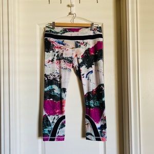 Lululemon pants size 8